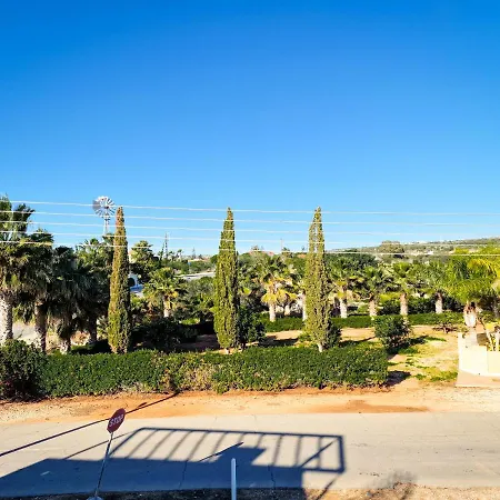 Nissi Oleandra Agia Napa