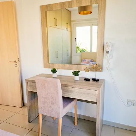 Nissi Oleandra Villa
